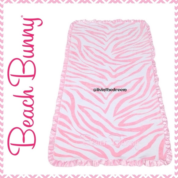BT09 NWT Beach Bunny Pink And White Tiger Towel - Picture 1 of 7